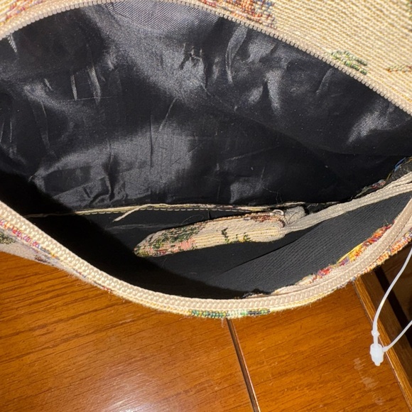 Vintage Butterfly Tapestry Tote Bag with coin Pouch - Picture 11 of 11